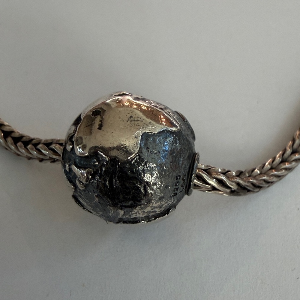Authentic Trollbeads Big Earth - image 4
